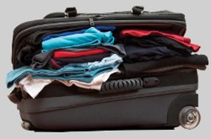Чистка чемодана или дорожной сумки после поездки